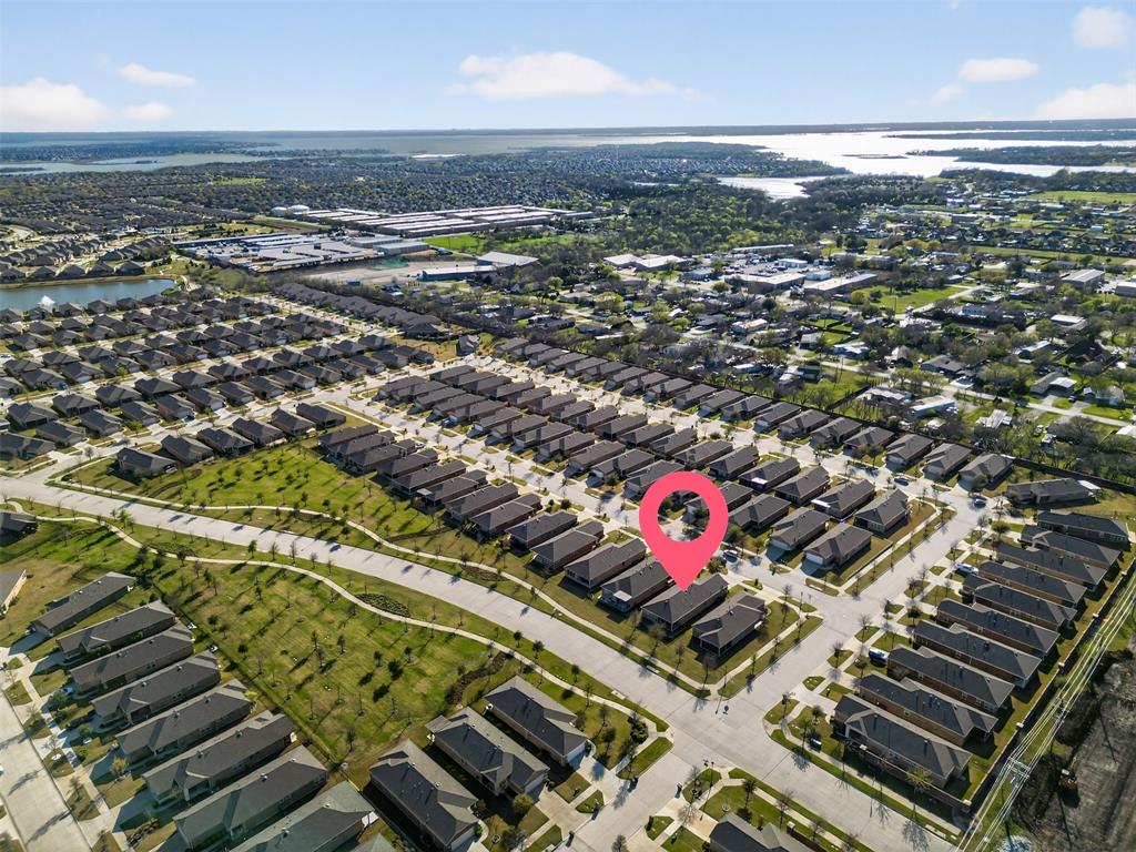 8978 Shore Crest Road Frisco, TX 75036 - Photo 33 of 40 an aerial view of a city