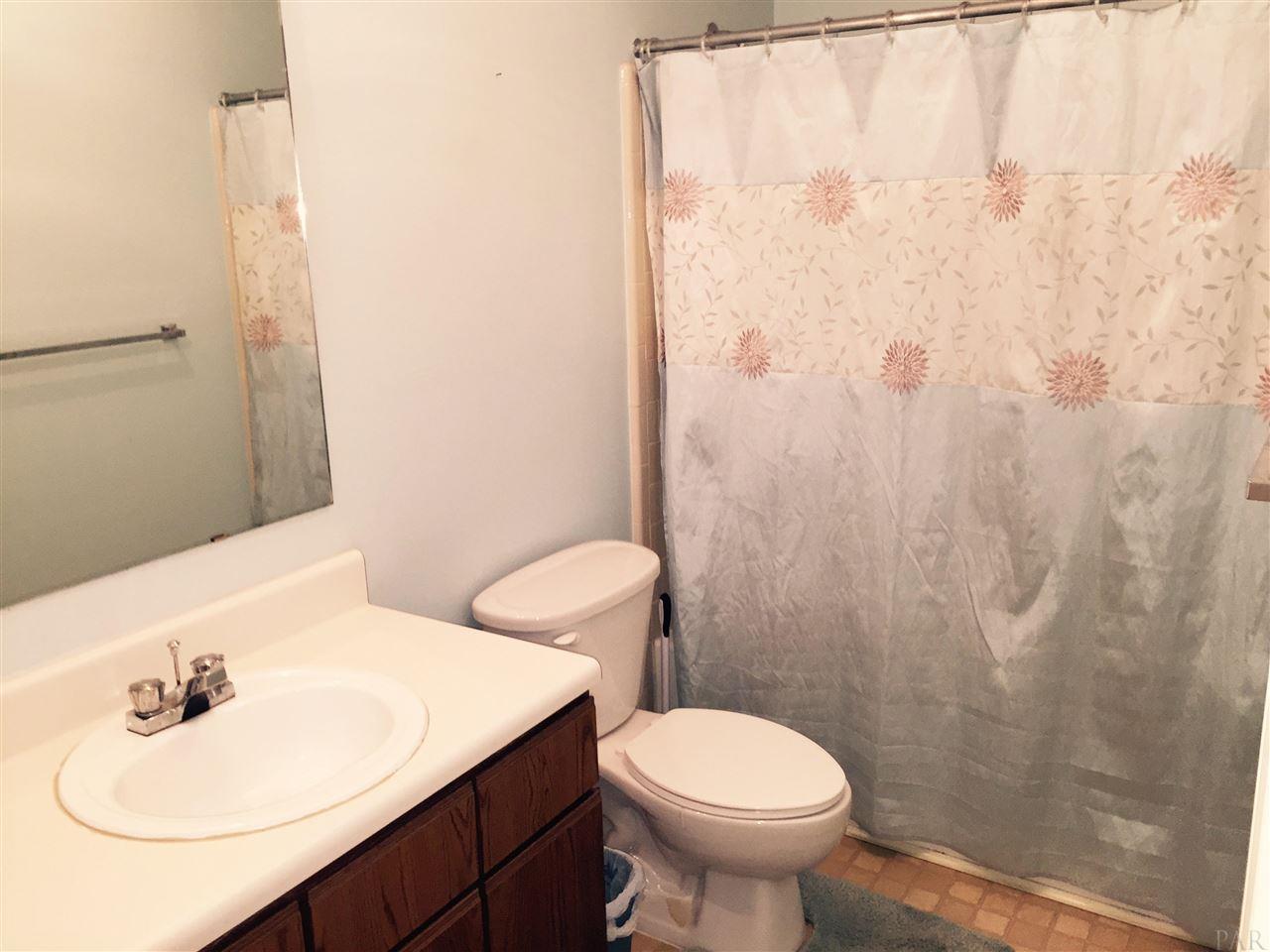 6714 Bellview Pines Road Pensacola, FL 32526 - Photo 15 of 22 Gallery Image 15