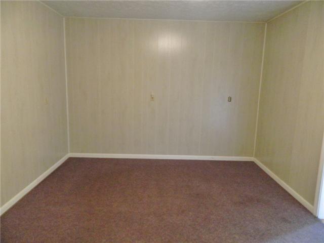 24241 Locust Grove Road Williamsport, OH 43164 - Photo 9 of 14