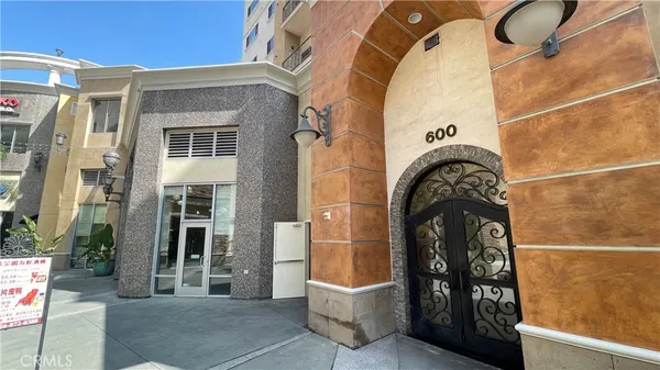 $728,888 | 600 North Atlantic Boulevard, Unit 505, Monterey Park, CA 91754