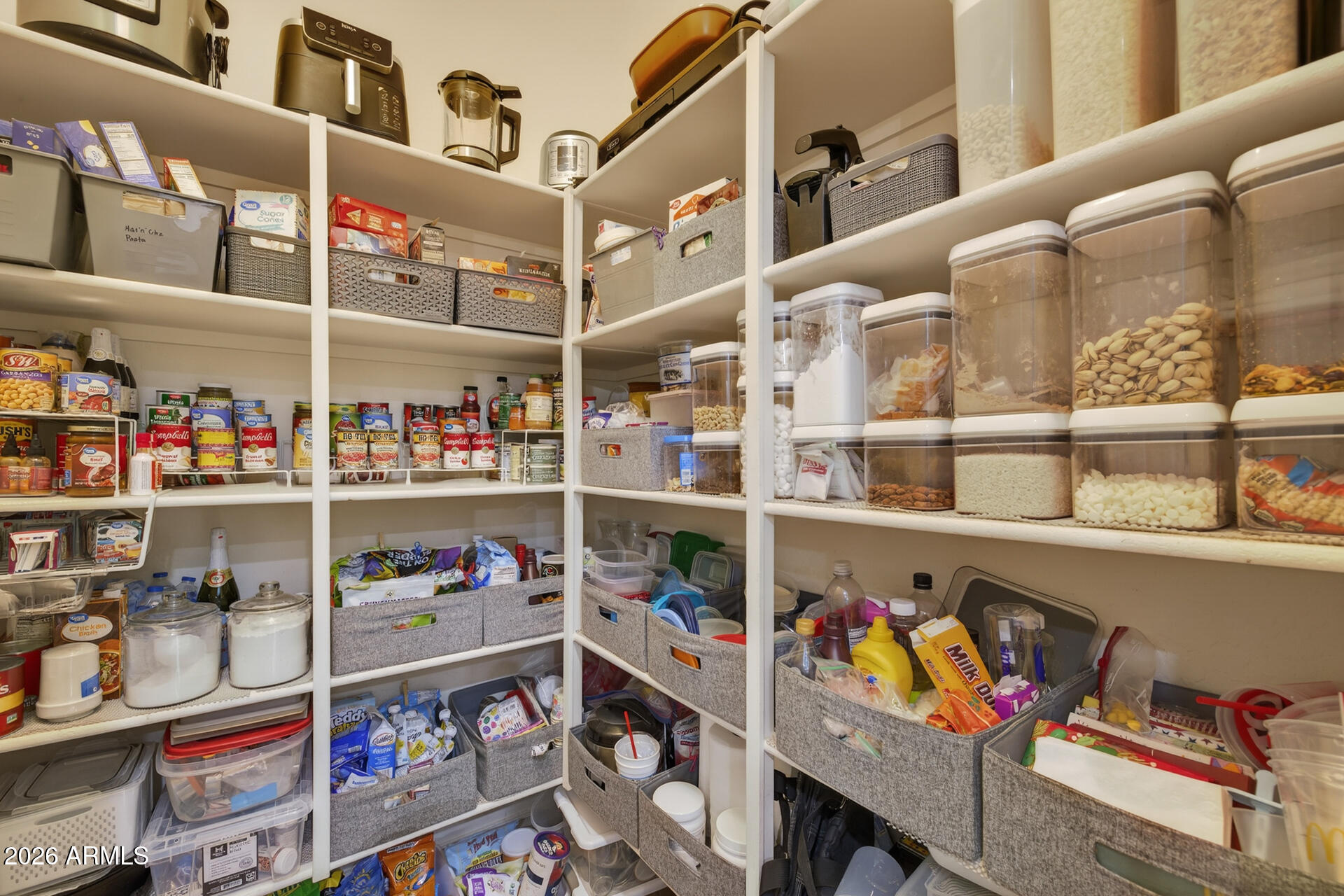 2482 East Plum Street Gilbert, AZ 85298 - Photo 37 of 64 33)PANTRY