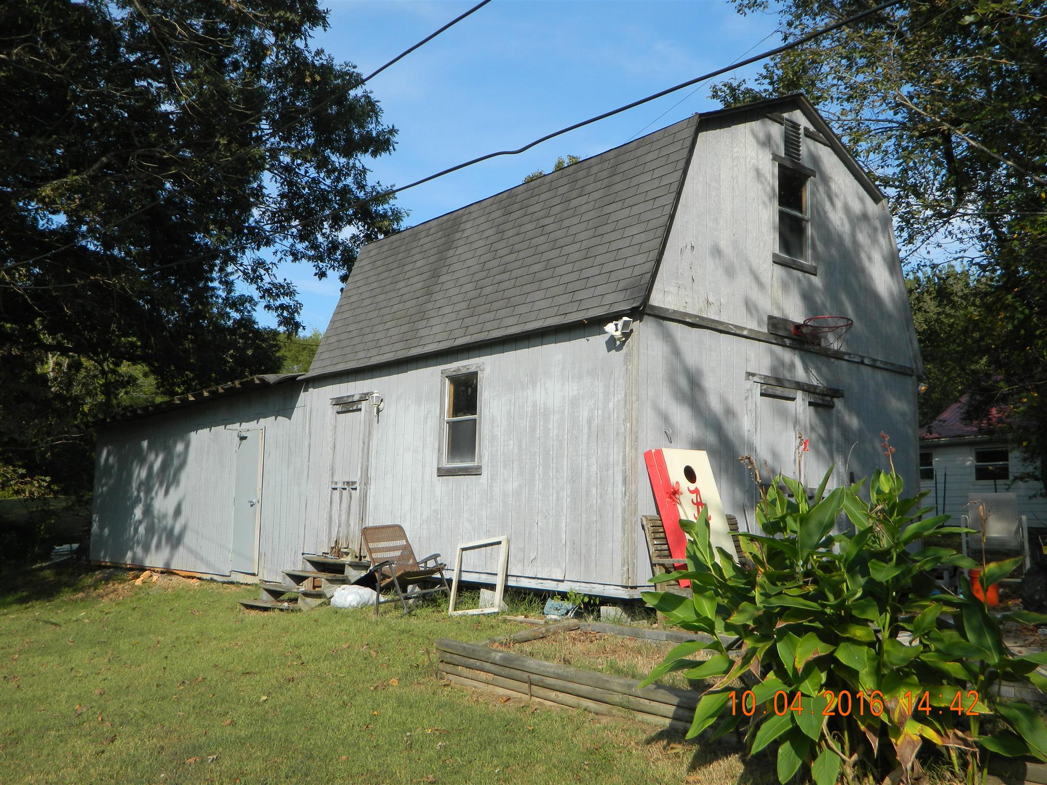 1706 Neptune Road Ashland City, TN 37015 - Photo 3 of 17 Extra Large Storage Barn with Two Separate Room and an Upstairs