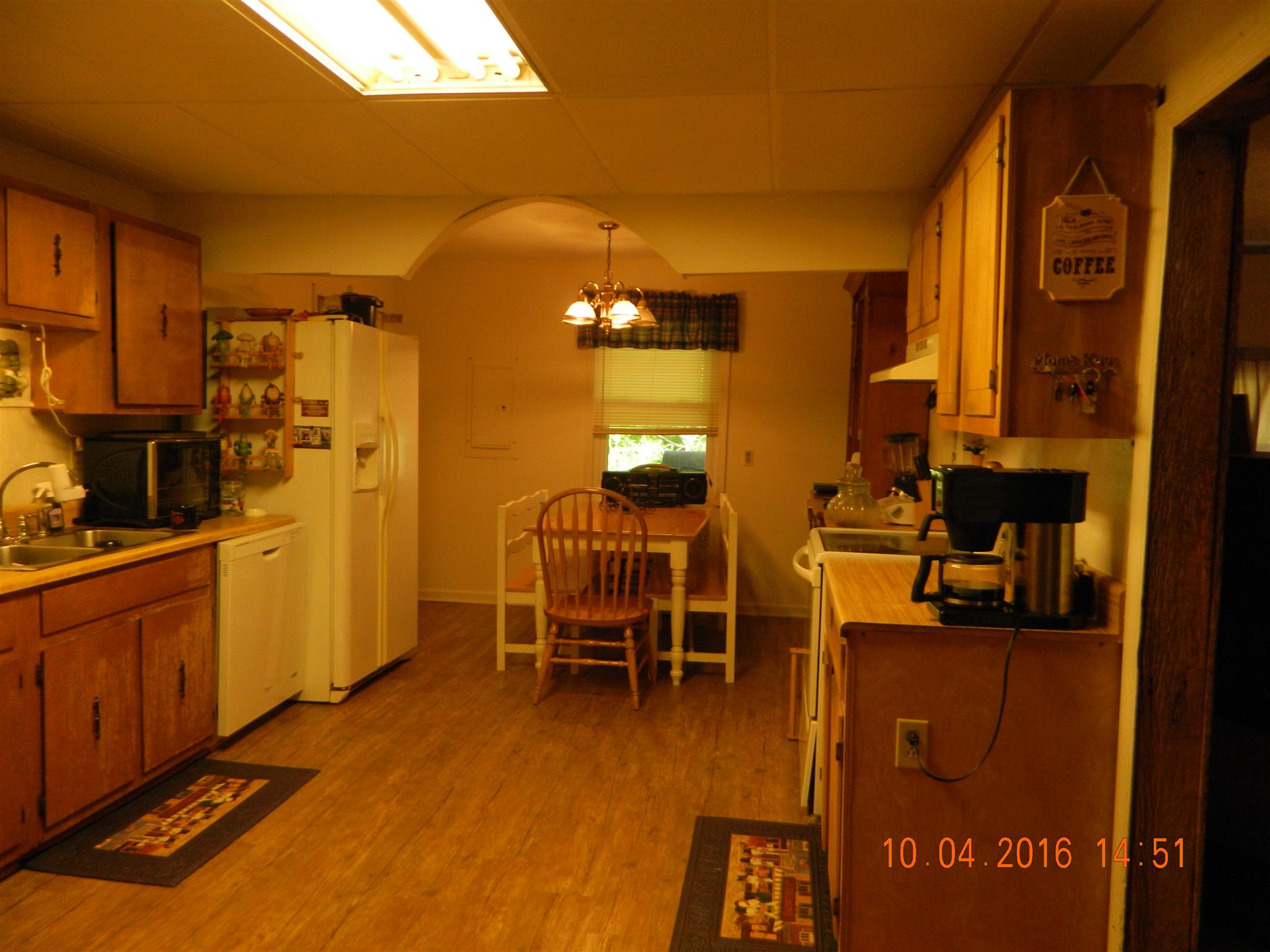 1706 Neptune Road Ashland City, TN 37015 - Photo 9 of 17 Eat-In Kitchen