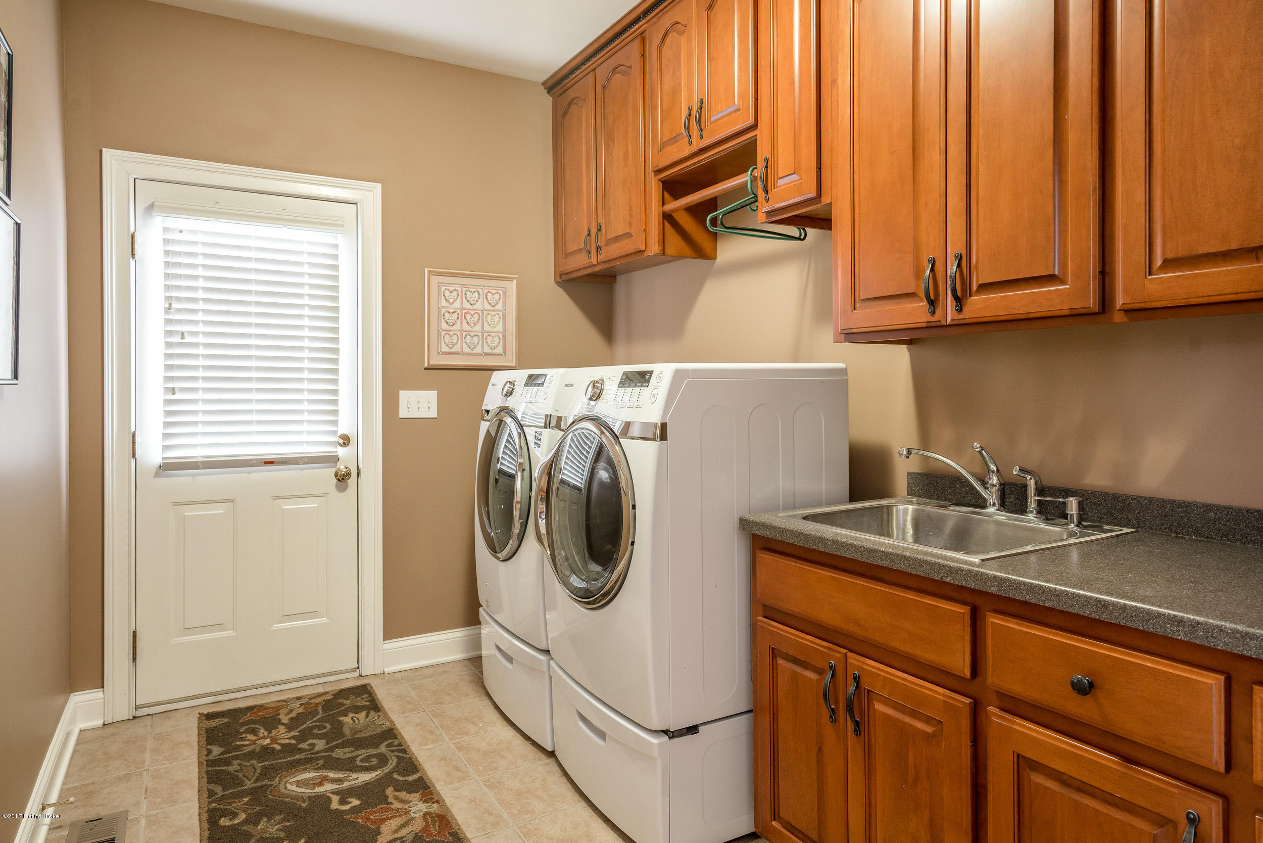 13100 Ridgemoor Drive Prospect, KY 40059 - Photo 12 of 53 12