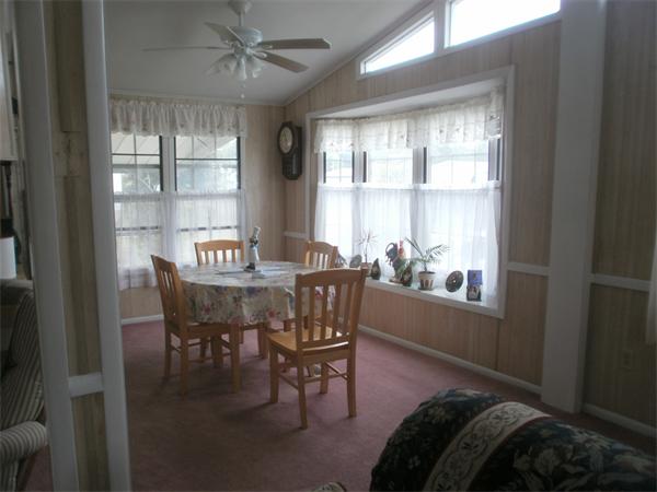 17 Castle Road Attleboro, MA 02703 - Photo 12 of 19 Gallery Image 12