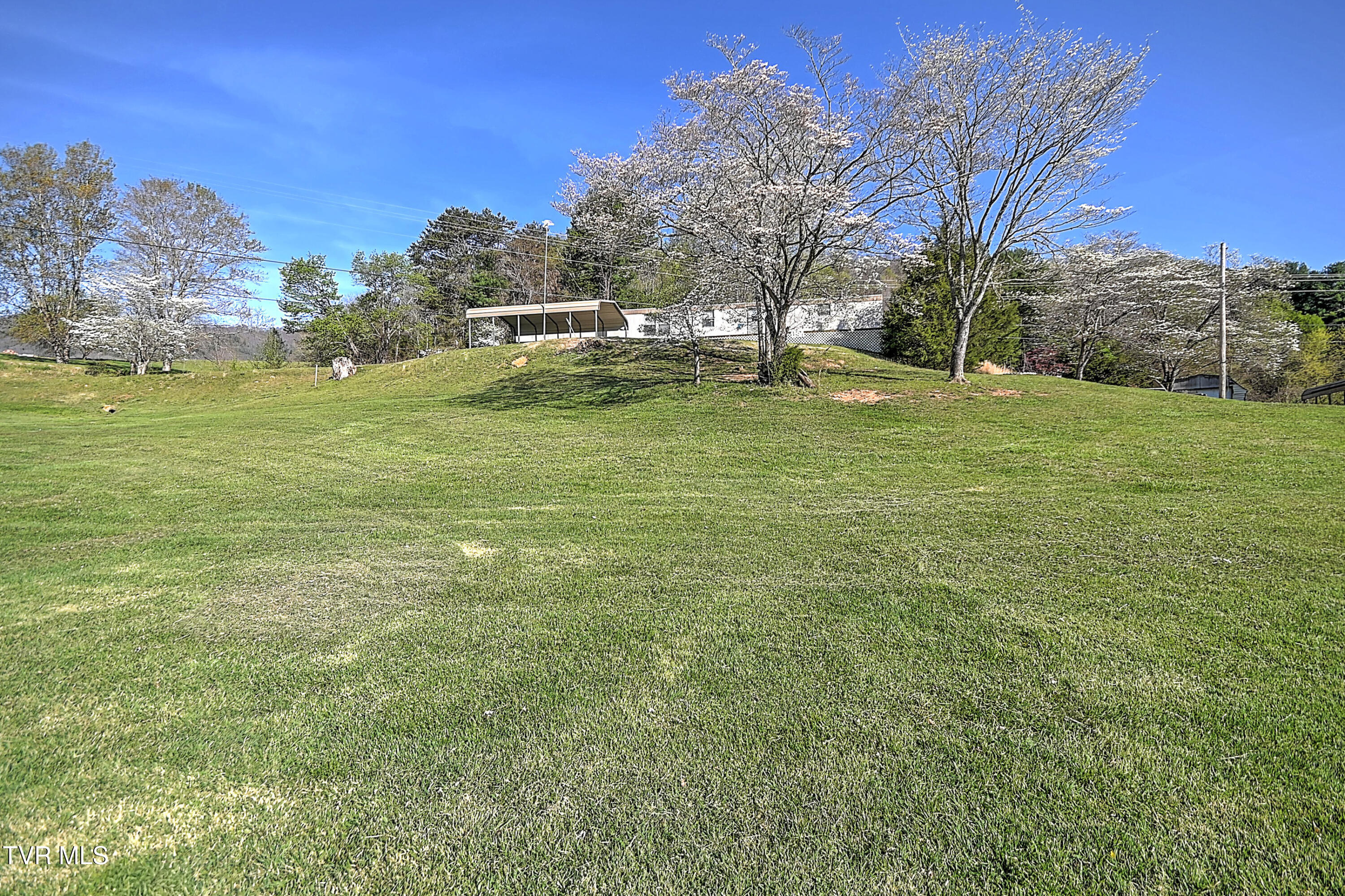 889 Piercetown Road Butler, TN 37640 - Photo 6 of 31 889 Piercetown KR-42