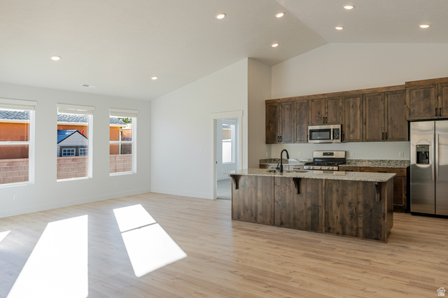 3047 West Ekko View Loop Cedar City, UT 84721 - Photo 14 of 23
