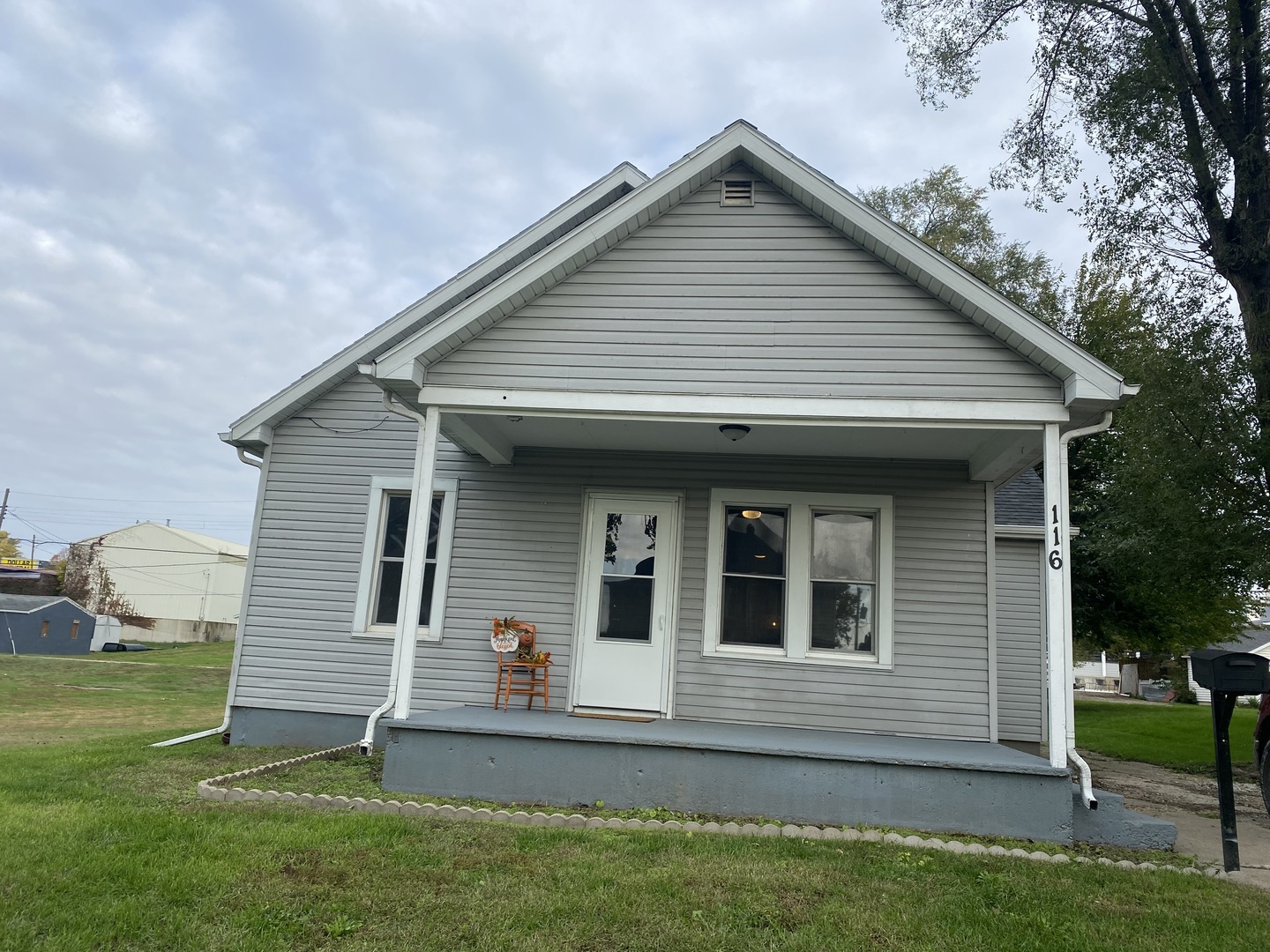 116 East Minnesota Street Spring Valley, IL 61362 - Photo 3 of 18 a front view of a house with a garden