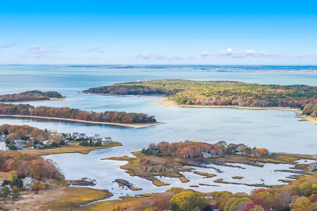 $1,149,000 | 171 Bellavista Drive, Pocasset, MA 02559