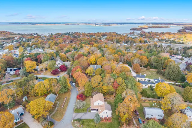 $1,149,000 | 171 Bellavista Drive, Pocasset, MA 02559