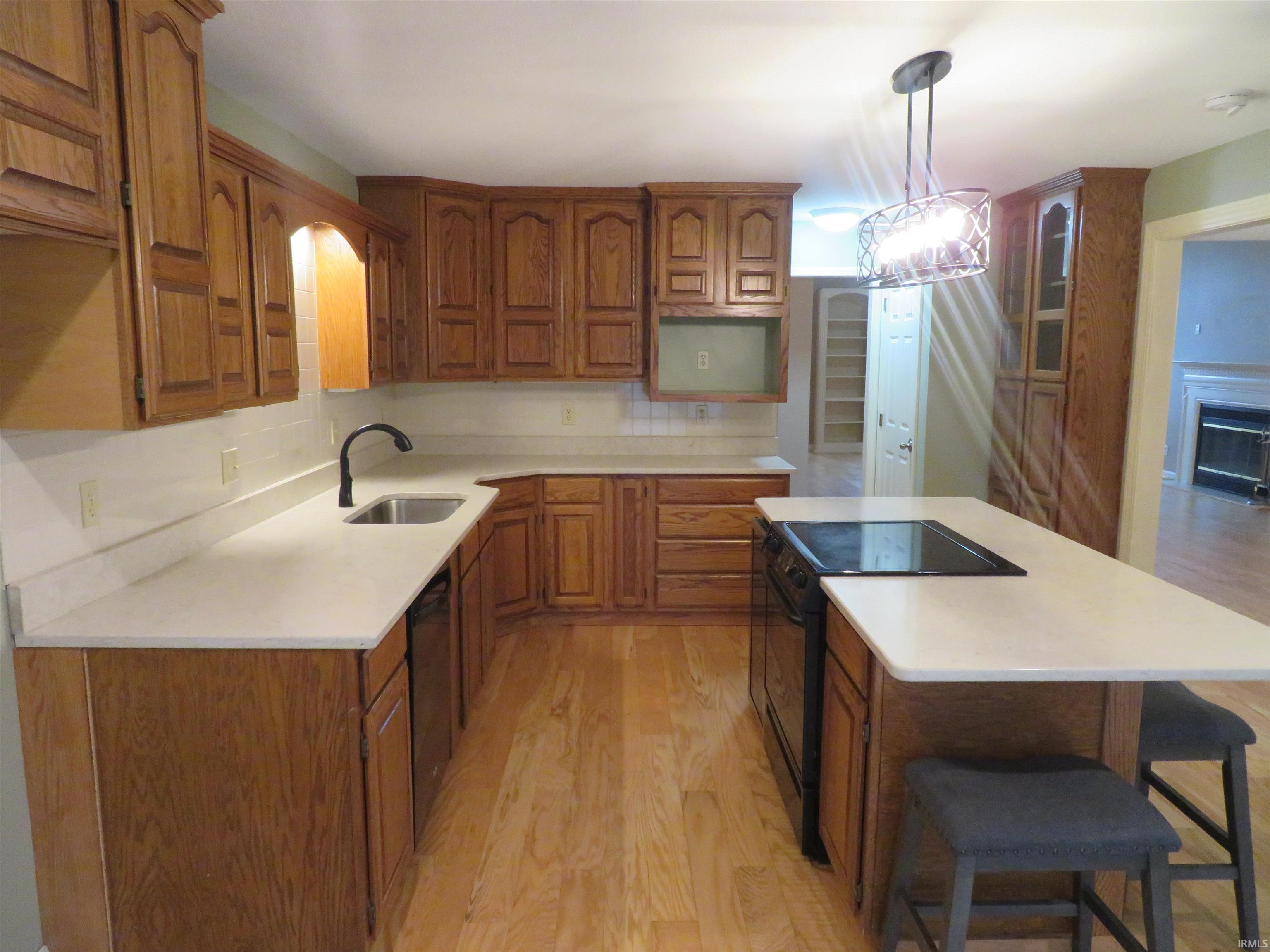 7511 Middlefleid Road Newburgh, IN 47630 - Photo 2 of 25