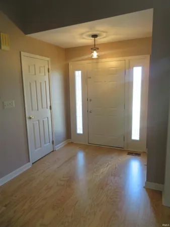 $369,500 | 7511 Middlefleid Road, Newburgh, IN 47630