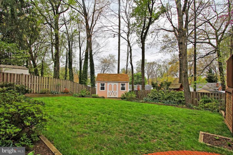 7607 Boulder Street Springfield, VA 22151 - Photo 19 of 30 Exterior (Rear)