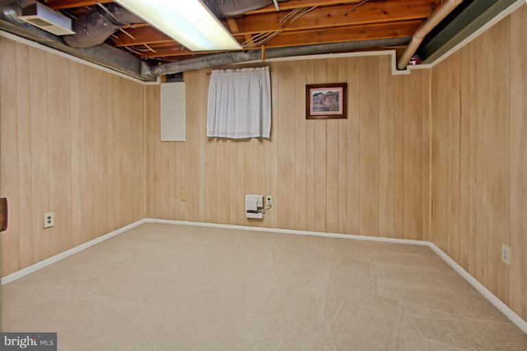 7607 Boulder Street Springfield, VA 22151 - Photo 21 of 30 Basement