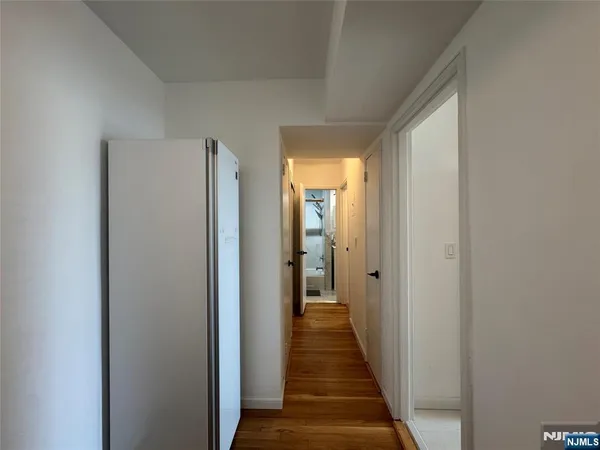 $2,300 | 2160 Center Avenue, Unit 4G, Fort Lee, NJ 07024