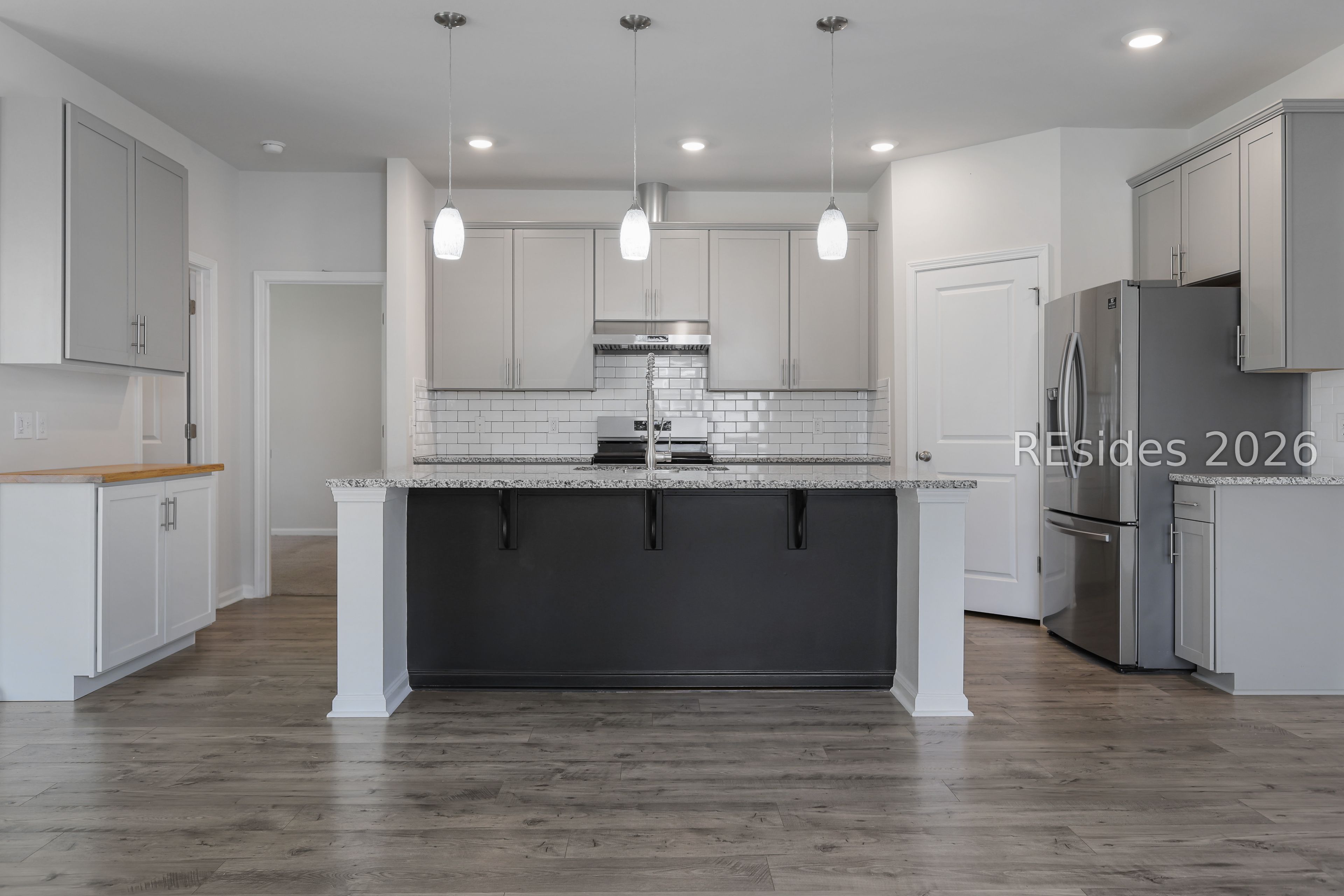 469 Rye Creek Circle Bluffton, SC 29909 - Photo 13 of 26 Chef's kitchen - gas stovetop