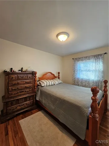 $299,900 | 1305 Fairwood Drive, Utica, NY 13502