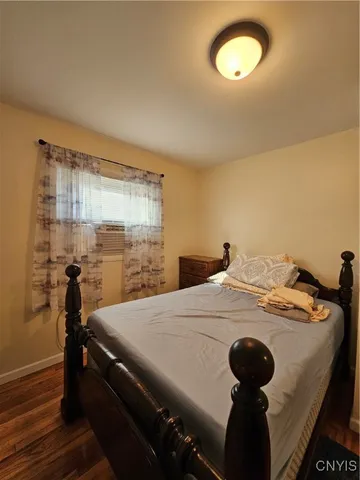 $299,900 | 1305 Fairwood Drive, Utica, NY 13502