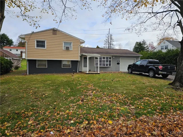 $299,900 | 1305 Fairwood Drive, Utica, NY 13502