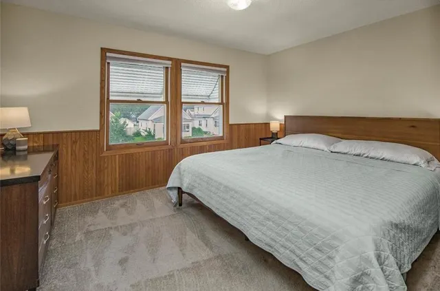 $369,000 | 533 1st Avenue South, South St. Paul, MN 55075