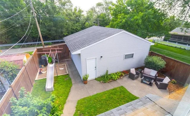 $369,000 | 533 1st Avenue South, South St. Paul, MN 55075