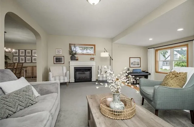 $369,000 | 533 1st Avenue South, South St. Paul, MN 55075