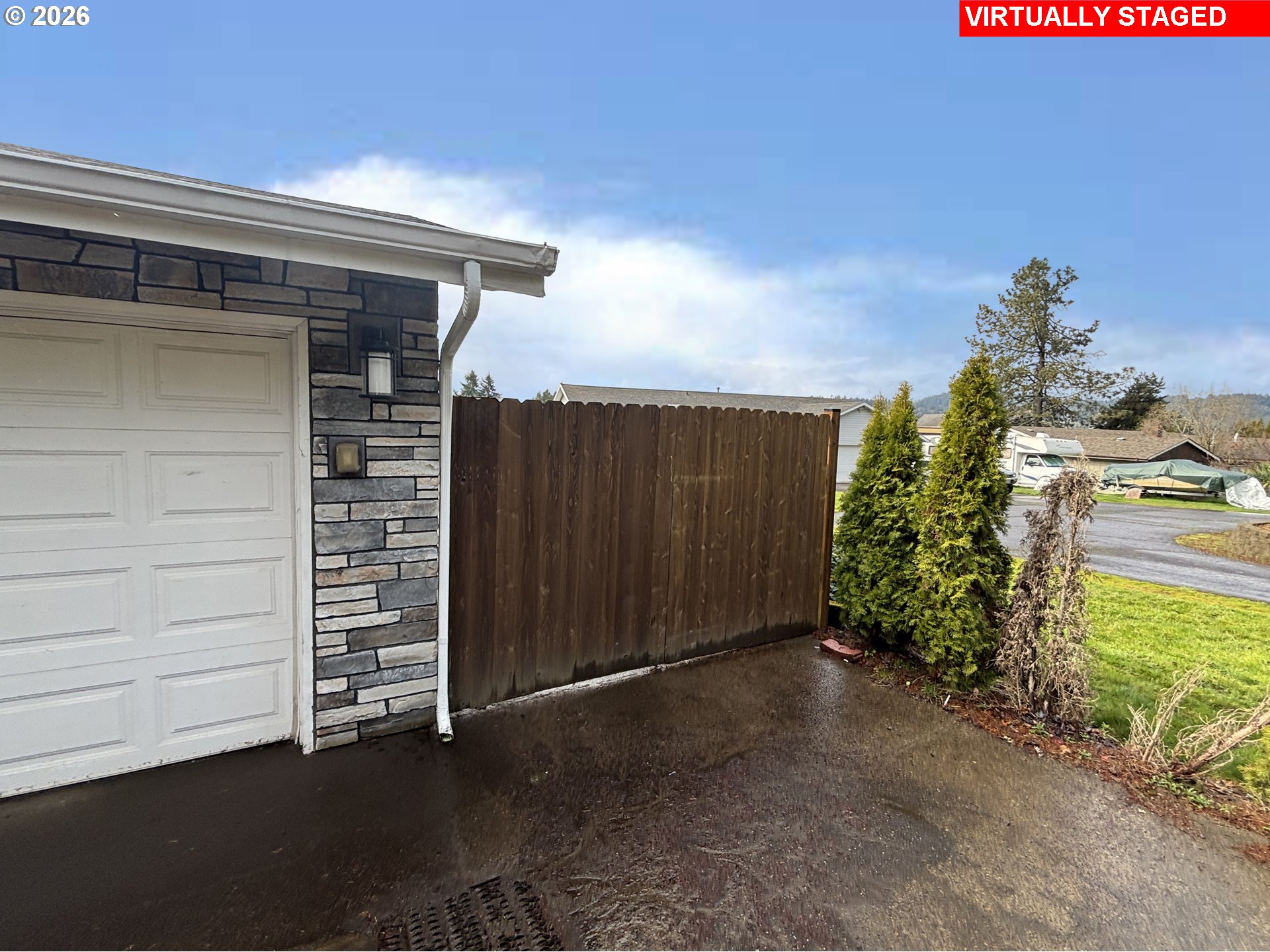 17460 Southeast Sunnyside Road Damascus, OR 97089 - Photo 3 of 41