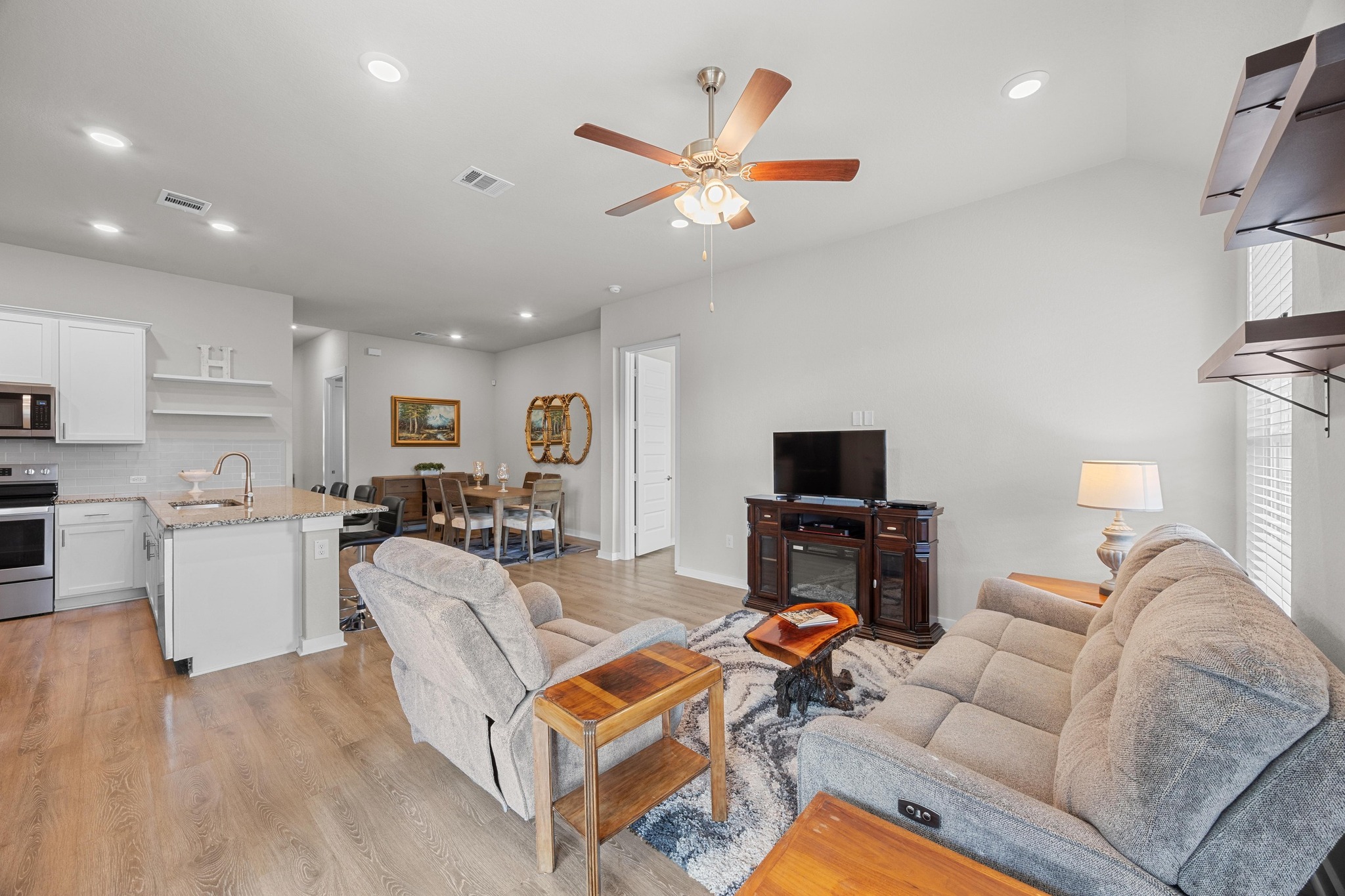 401 Peace Pipe Way Georgetown, TX 78628 - Photo 9 of 37