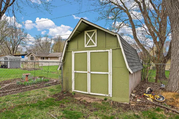 $339,000 | 1038 Van Buren Street South, Shakopee, MN 55379