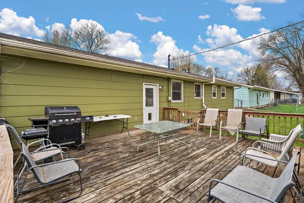 $339,000 | 1038 Van Buren Street South, Shakopee, MN 55379