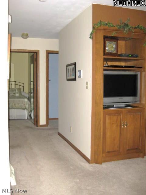 2188 Hewitt Gifford Road Southwest Warren, OH 44481 - Photo 4 of 25