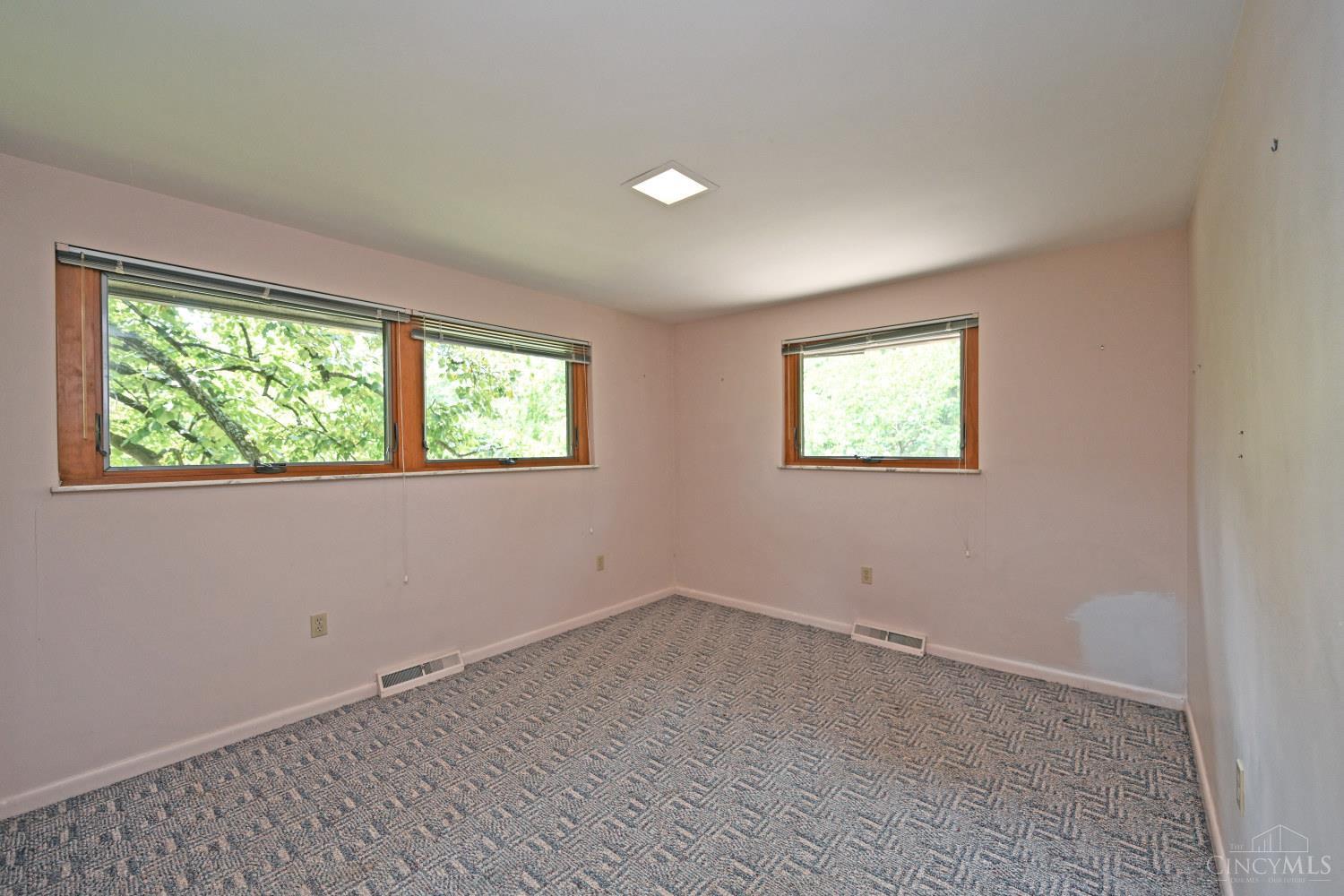 7714 Forest Road Cincinnati, OH 45255 - Photo 35 of 43 Gallery Image 35