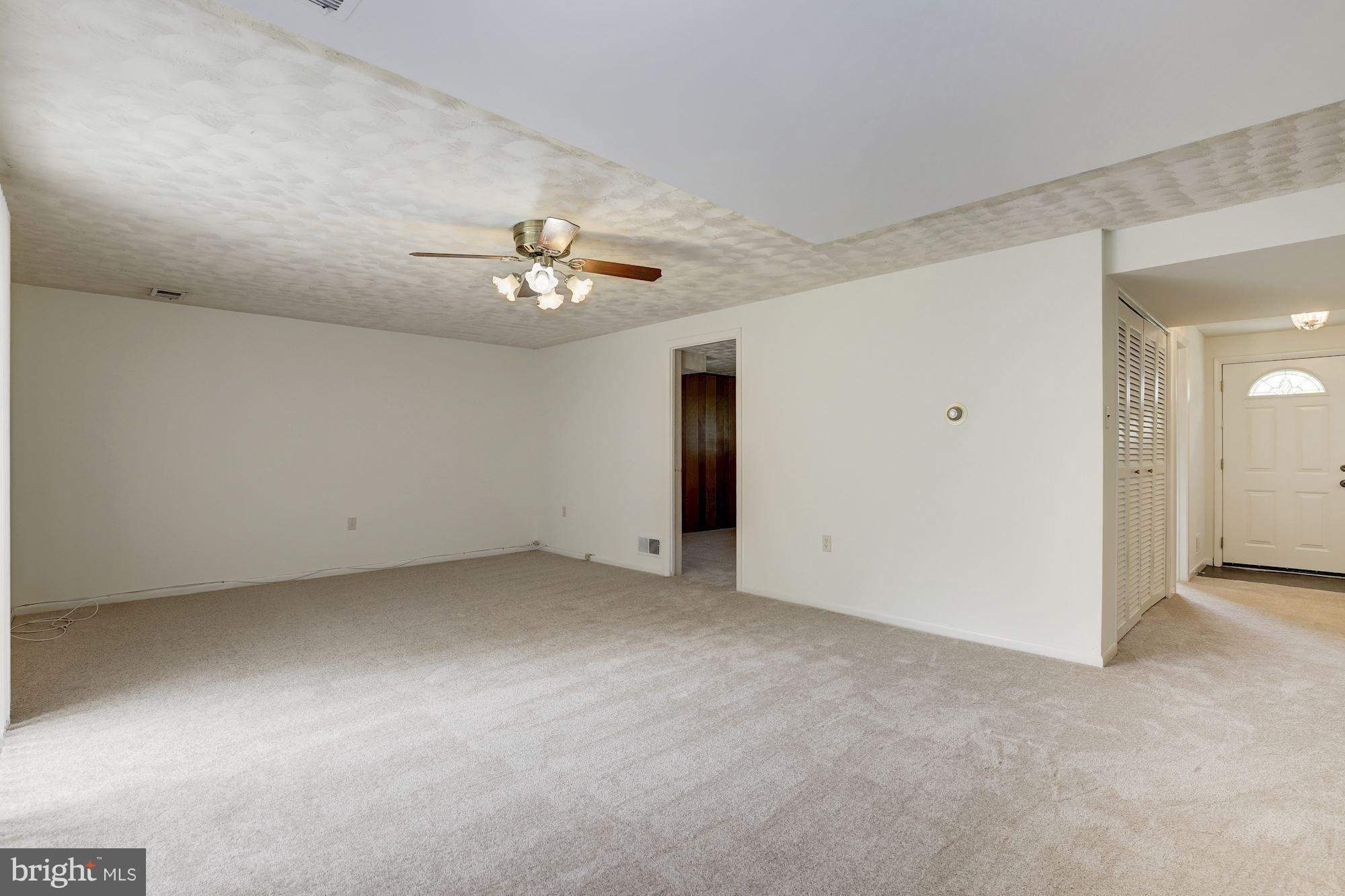 12121 Arbie Road Silver Spring, MD 20904 - Photo 14 of 30 Family Room