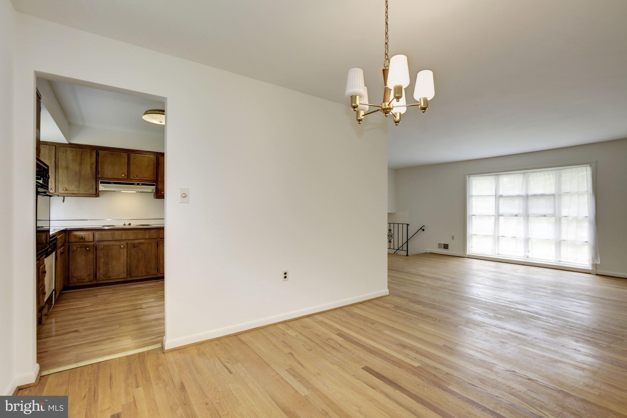 12121 Arbie Road Silver Spring, MD 20904 - Photo 9 of 30 Dining Room