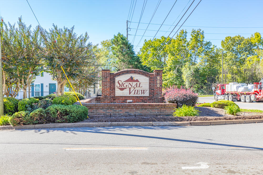 900 Mountain Creek Road, Unit R291 Chattanooga, TN 37405 - Photo 22 of 31 Entrance