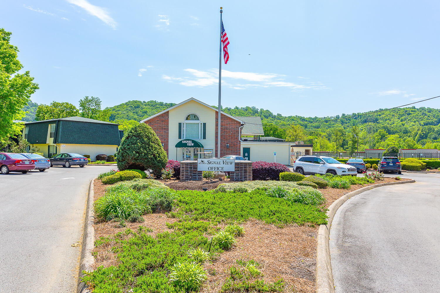 900 Mountain Creek Road, Unit R291 Chattanooga, TN 37405 - Photo 23 of 31 Signal View Office