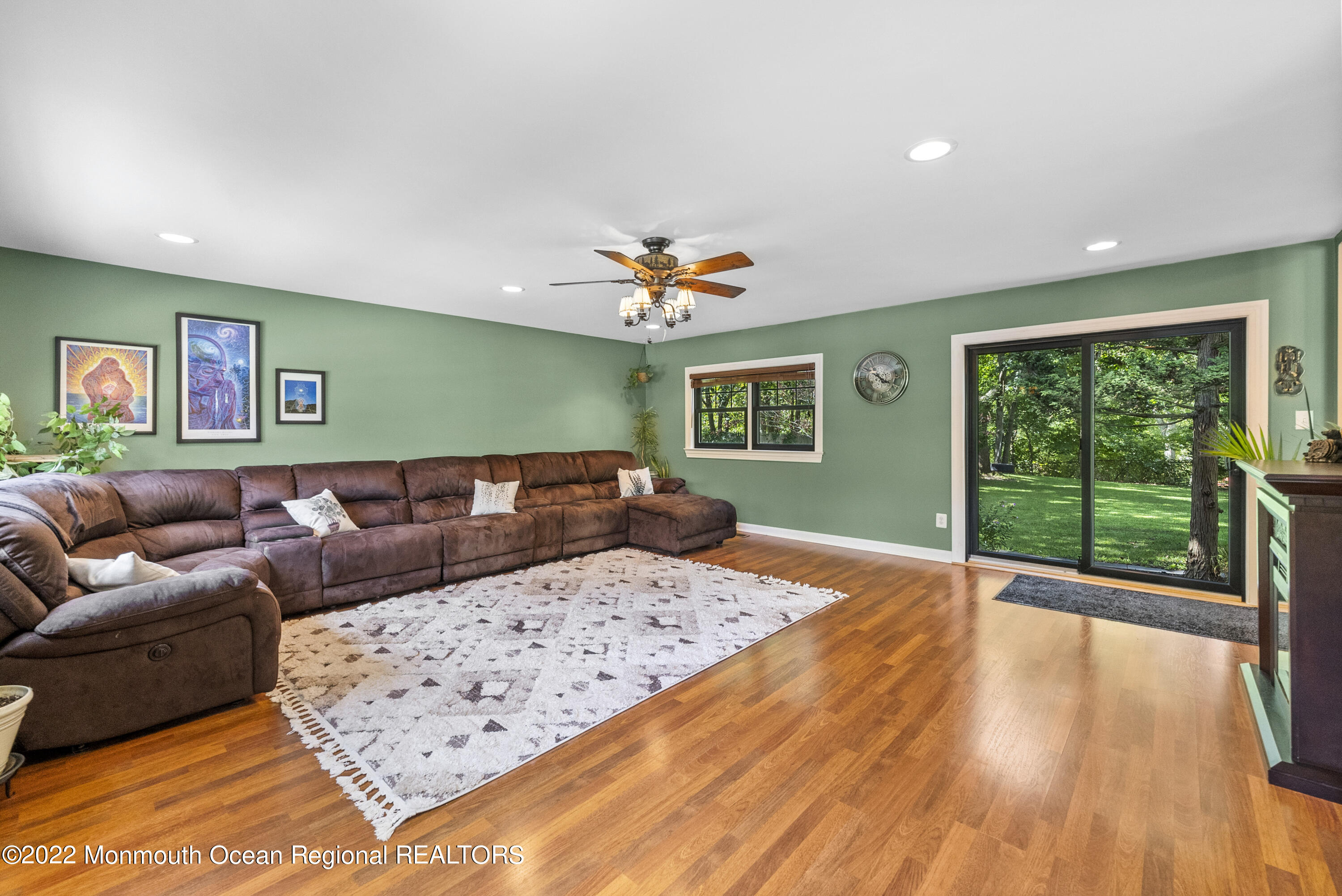 3 Spruce Road Howell, NJ 07731 - Photo 16 of 43 DSC01675