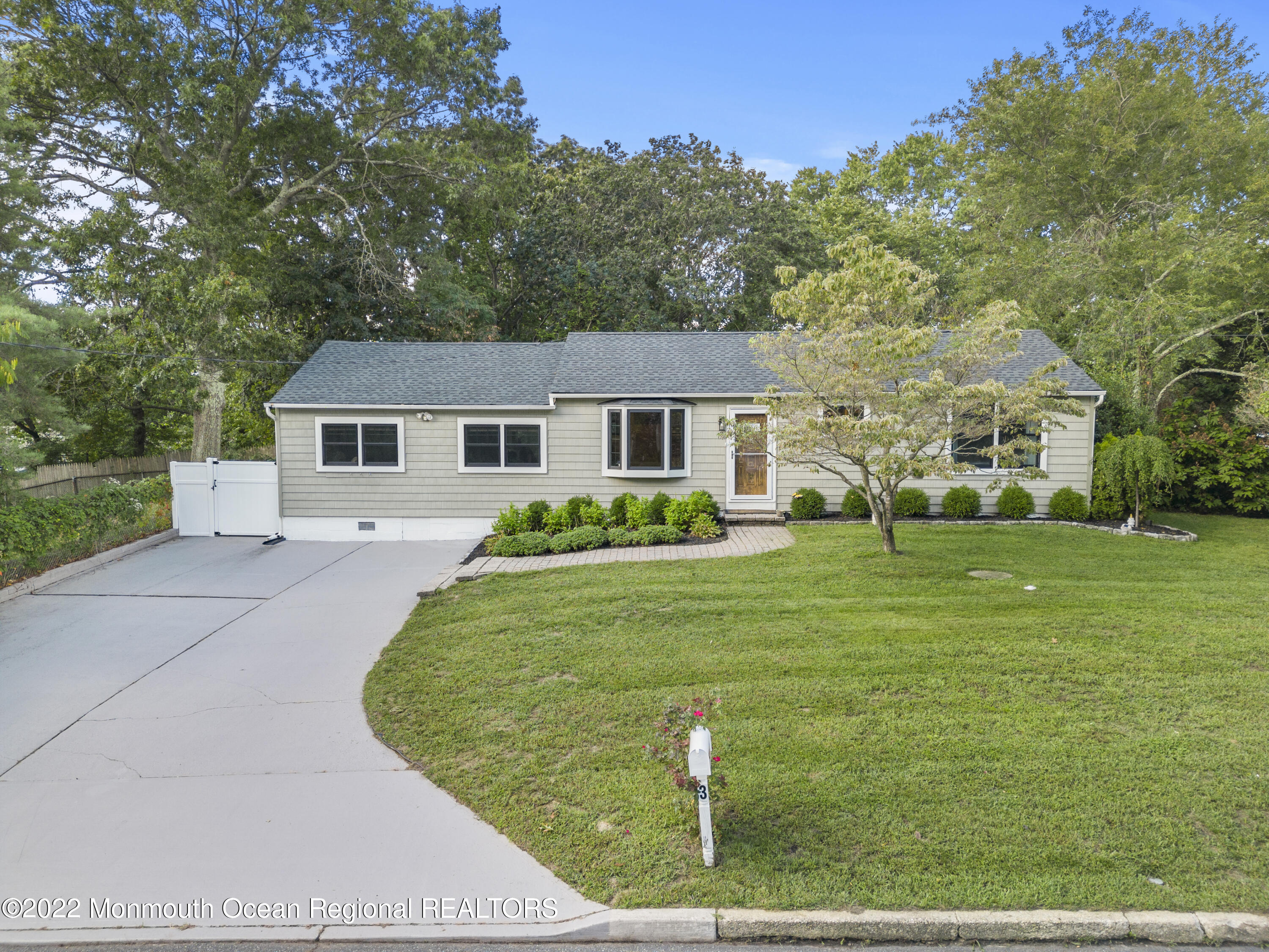 3 Spruce Road Howell, NJ 07731 - Photo 2 of 43 DJI_0006
