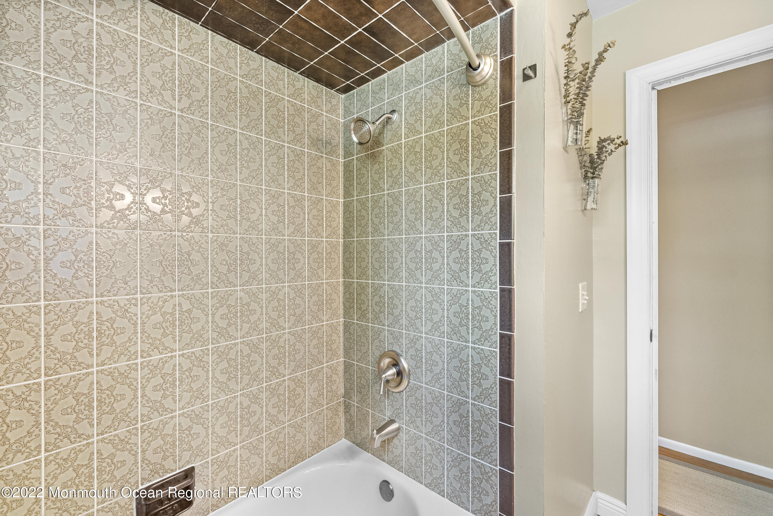 3 Spruce Road Howell, NJ 07731 - Photo 26 of 43 DSC01705