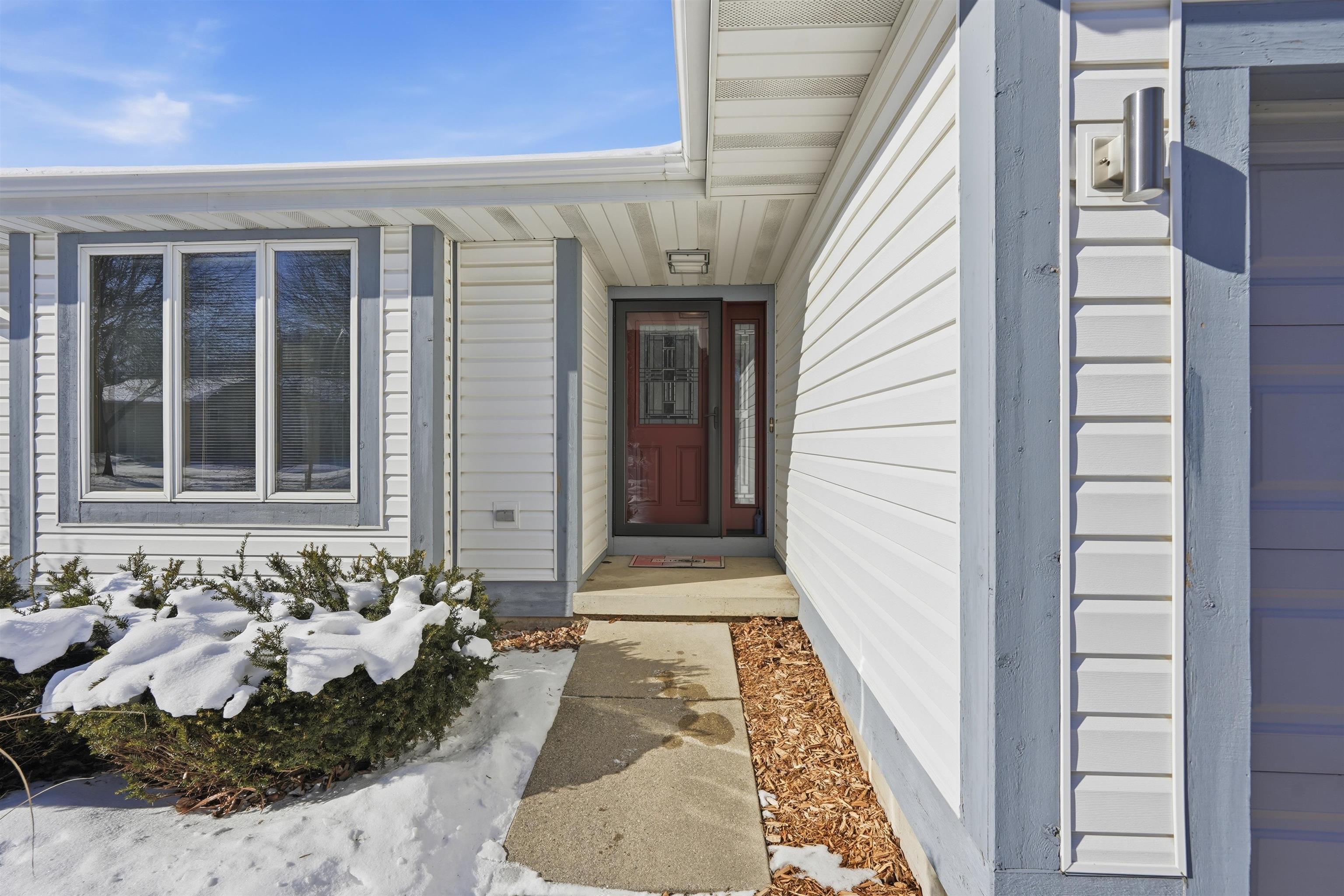 2610 Green Ridge Drive Madison, WI 53704 - Photo 12 of 66