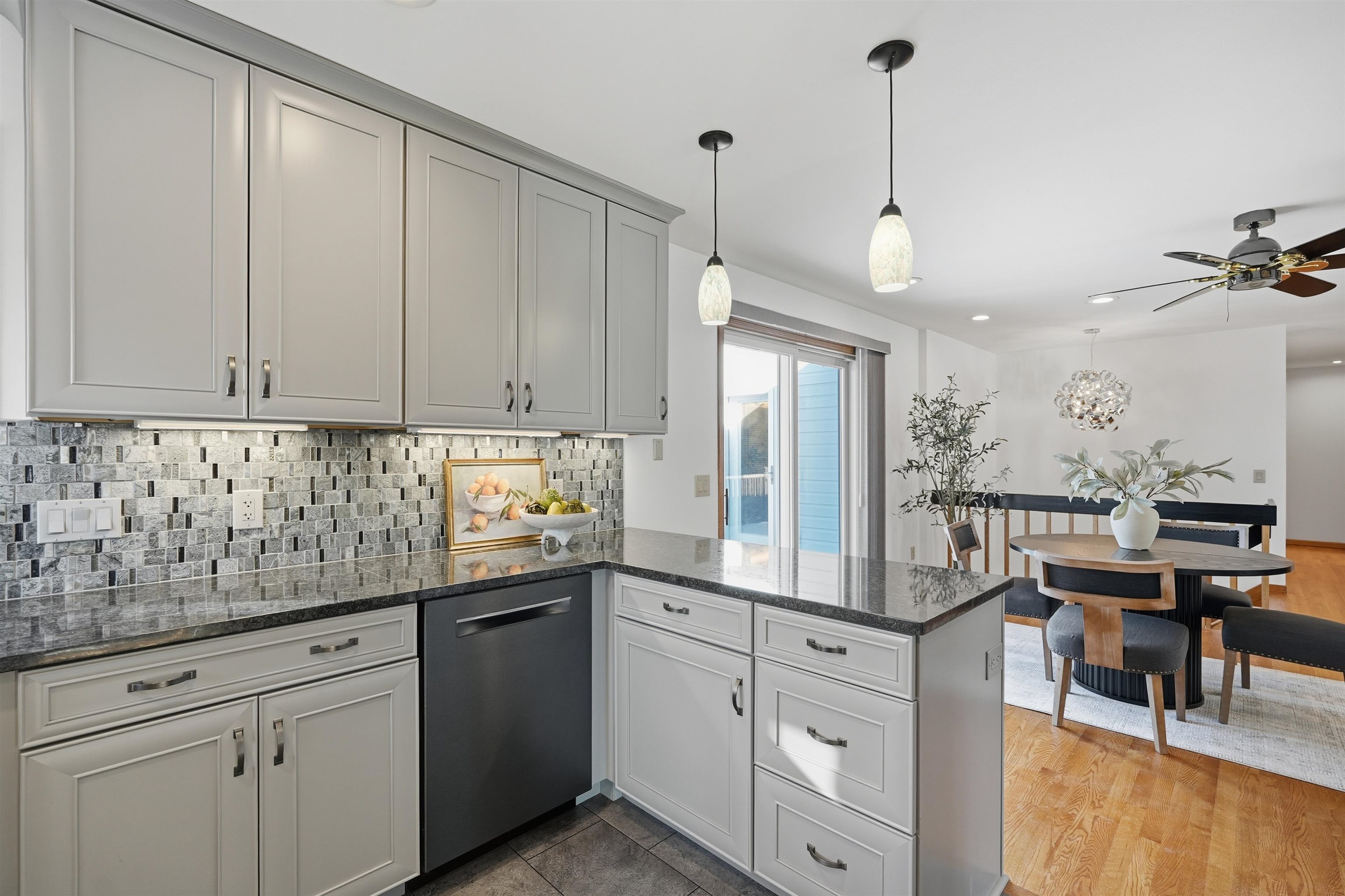 2610 Green Ridge Drive Madison, WI 53704 - Photo 25 of 66