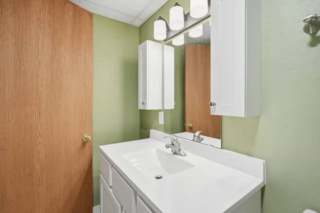 $599,900 | 2610 Green Ridge Drive, Madison, WI 53704