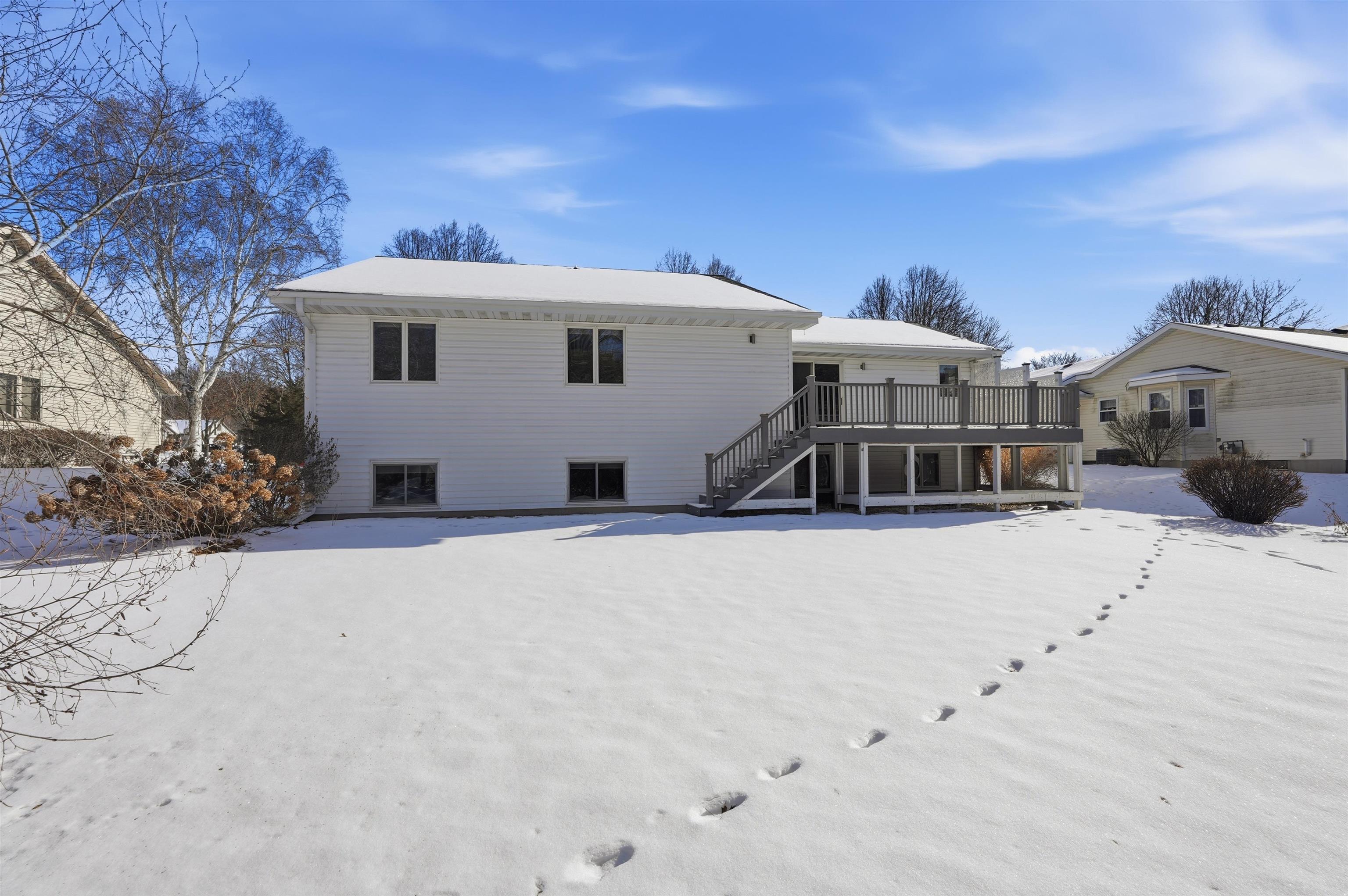 2610 Green Ridge Drive Madison, WI 53704 - Photo 6 of 66