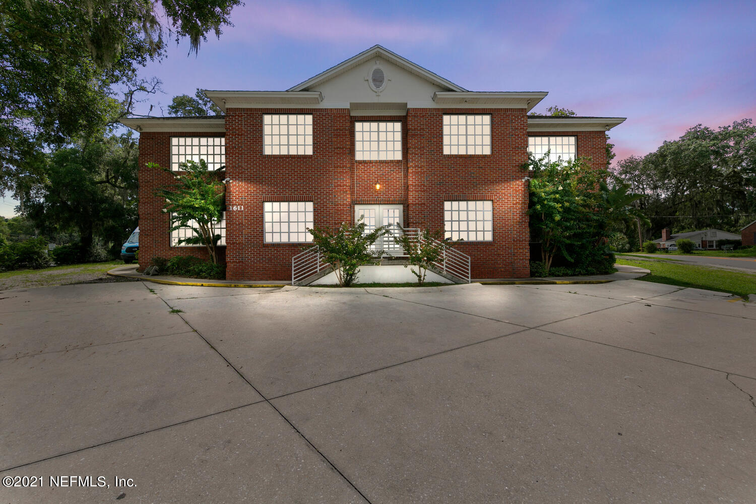 1611 Mayfair Road Jacksonville, FL 32207 - Photo 1 of 50 1611 Mayfair Rd Jacksonville-large-002-0