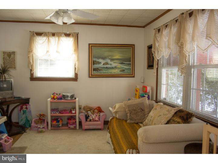 925 Joan Terrace Reading, PA 19611 - Photo 13 of 24 Den