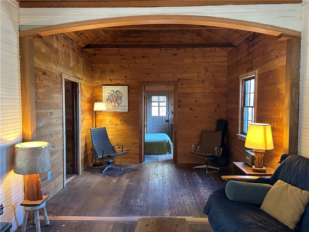 331 Ledgemoor Road Catskill, NY 12463 - Photo 10 of 34