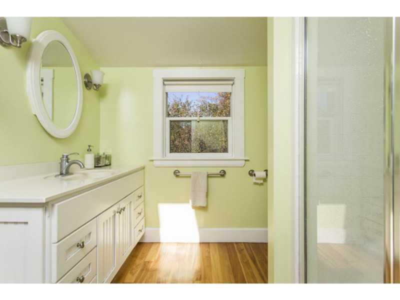 254 Blackstrap Road Falmouth, ME 04105 - Photo 18 of 34 Bathroom.