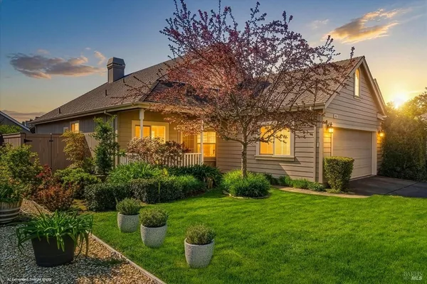 $749,000 | 864 Bob Crosby Way, Windsor, CA 95492