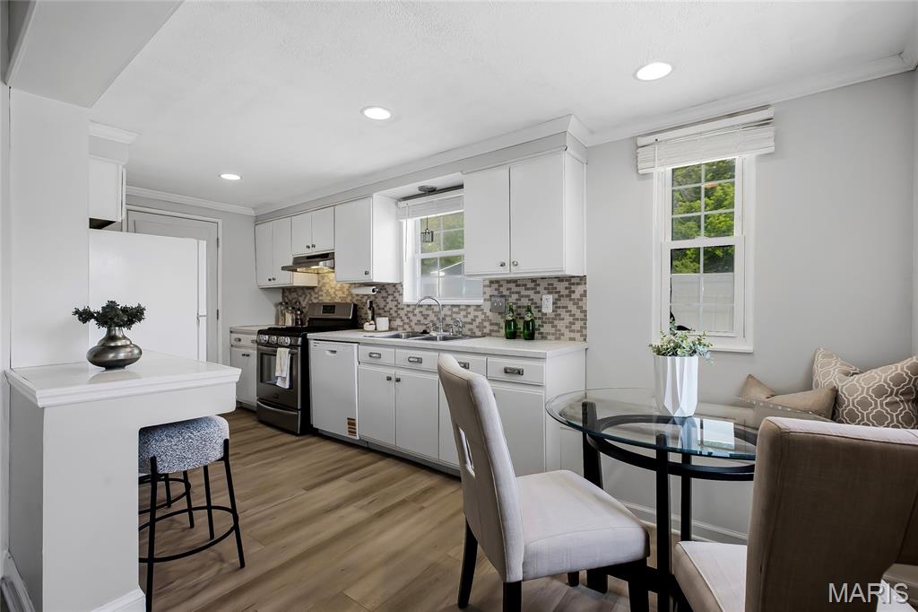 7601 Rannells Avenue Maplewood, MO 63143 - Photo 5 of 18 Gallery Image 5