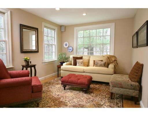 2 Longfellow Road Natick, MA 01760 - Photo 2 of 7